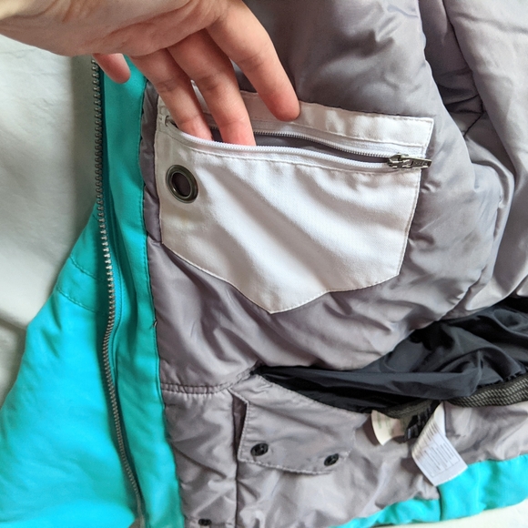 Like new Obermeyer girl ski jacket size L 14-16 - Picture 6 of 13